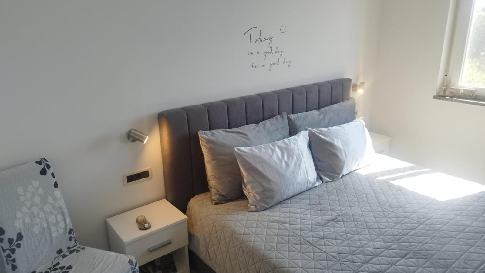 Crystal Apartment ウマグ エクステリア 写真