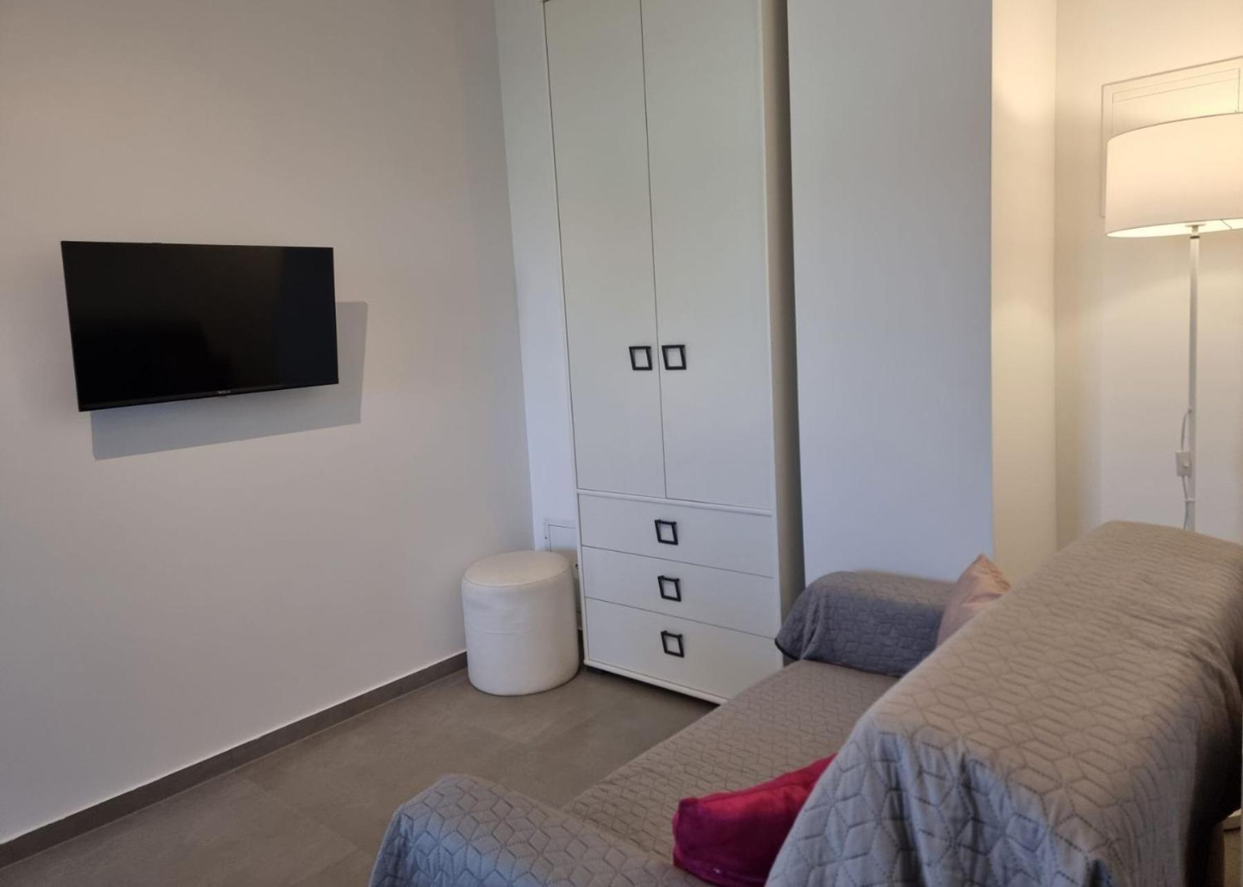 Crystal Apartment ウマグ エクステリア 写真